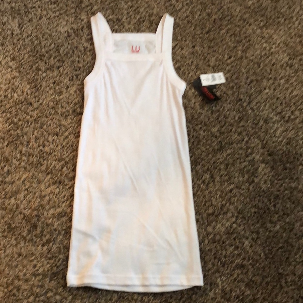 Women’s white ribbed tank